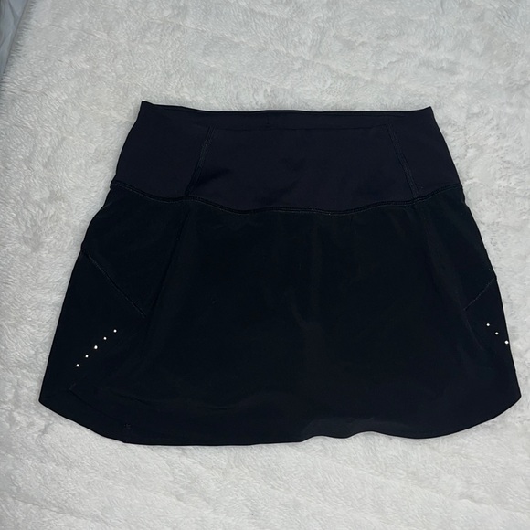 Athleta ‘Run With It’ Skirt/Skort - Picture 8 of 9